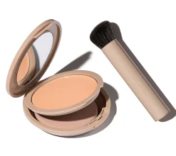No Makeup Makeup 4-in-1 Foundation with Brush - Light